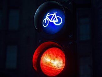 Red traffic signal, a stoplight approach to AI governance