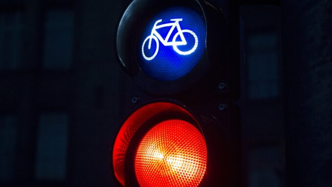 Red traffic signal, a stoplight approach to AI governance